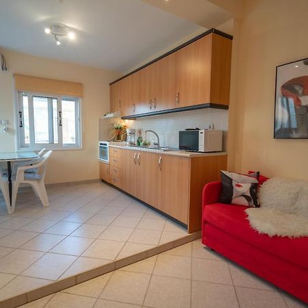 Attica Train Station 1 Bedroom 4 Pers Apartment 雅典 外观 照片