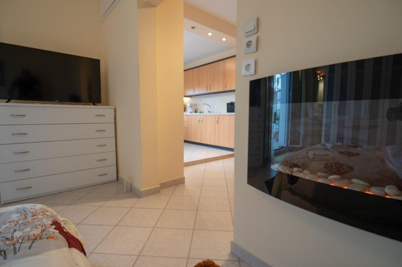 Attica Train Station 1 Bedroom 4 Pers Apartment 雅典 外观 照片