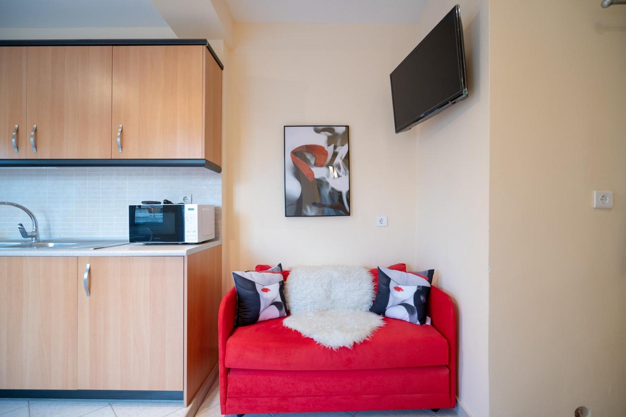 Attica Train Station 1 Bedroom 4 Pers Apartment 雅典 外观 照片