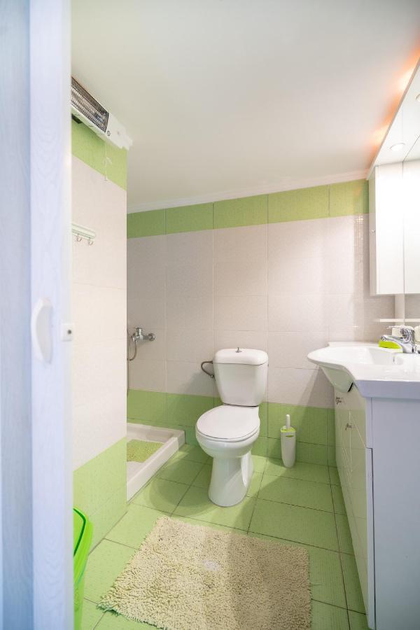 Attica Train Station 1 Bedroom 4 Pers Apartment 雅典 外观 照片